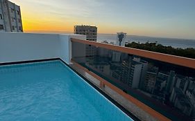 Flat Mobiliado na Barra